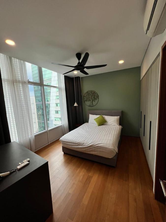 Klcc Sky Suites Куала Лумпур Екстериор снимка
