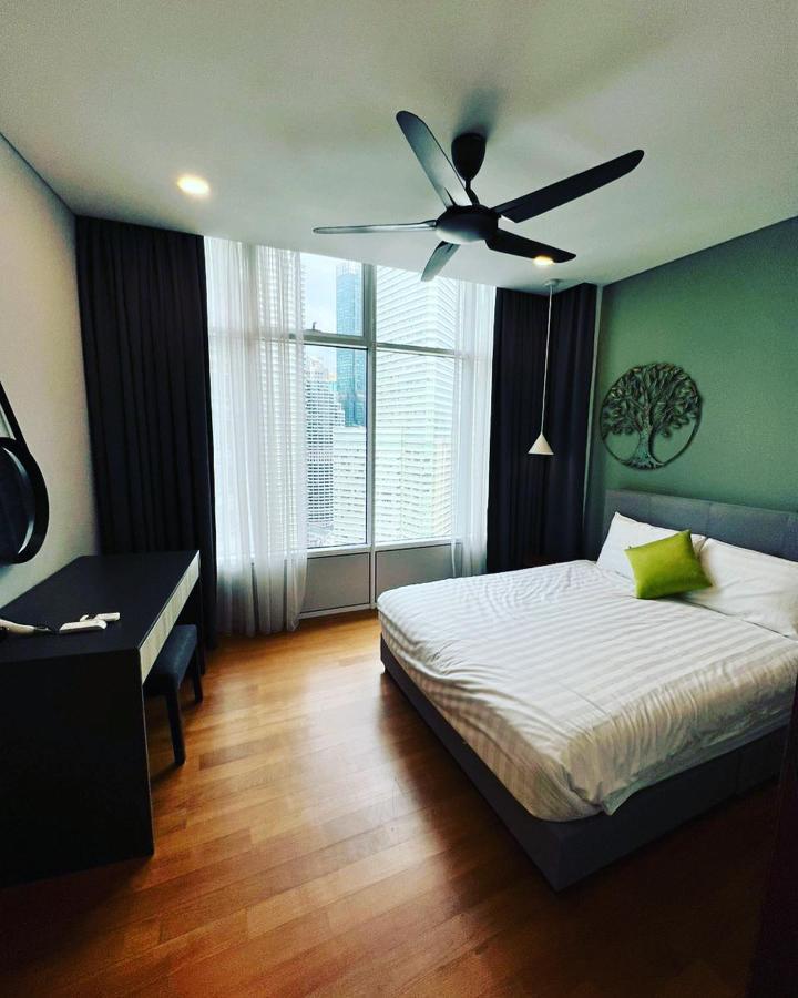Klcc Sky Suites Куала Лумпур Екстериор снимка