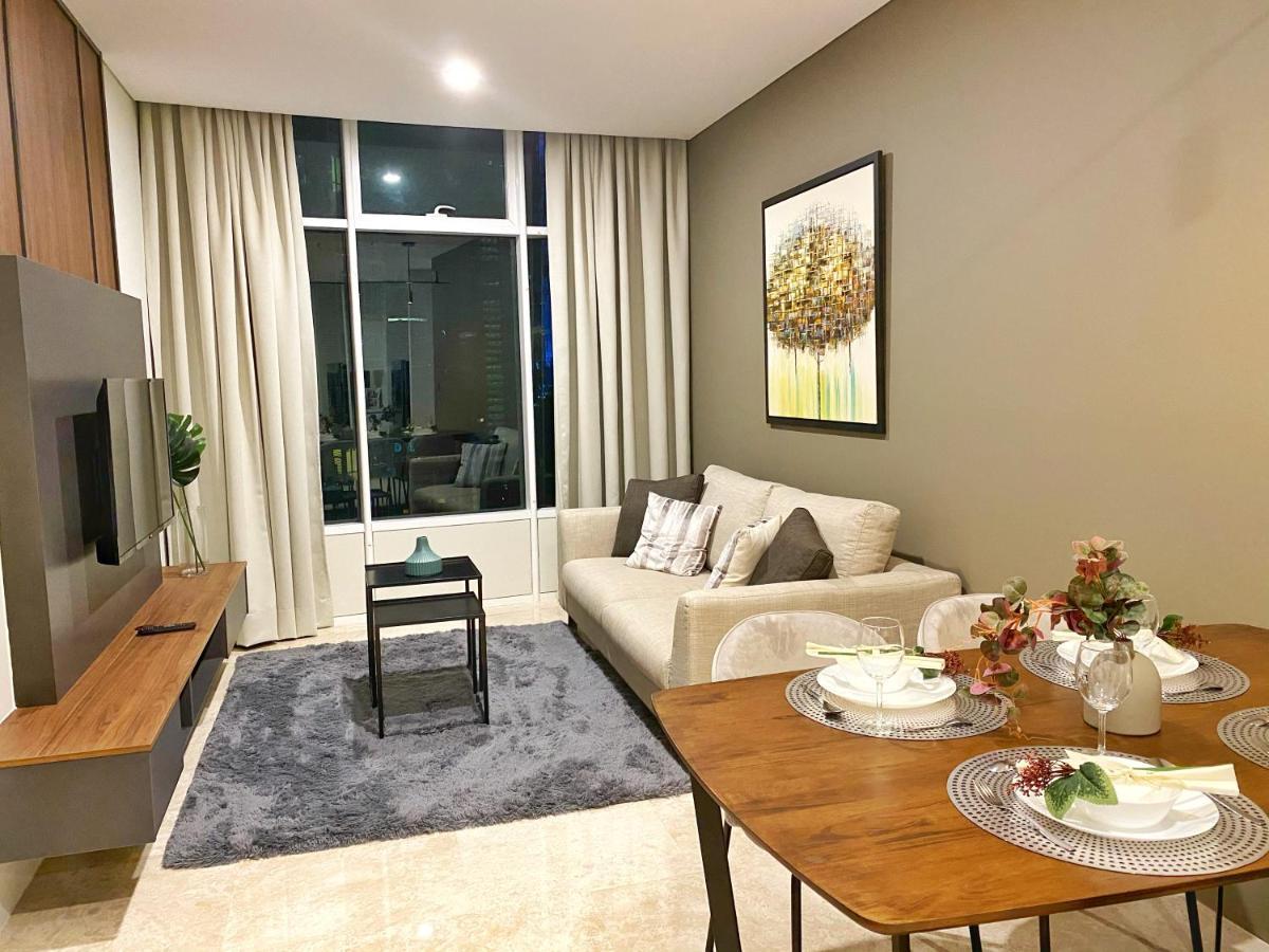 Klcc Sky Suites Куала Лумпур Екстериор снимка